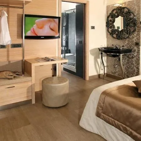 Class House Residenza 2* 罗马